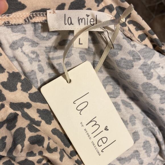 NWT La Miel Casual Lightweight Animal Print maxi with pockets Size: L - Picture 3 of 9